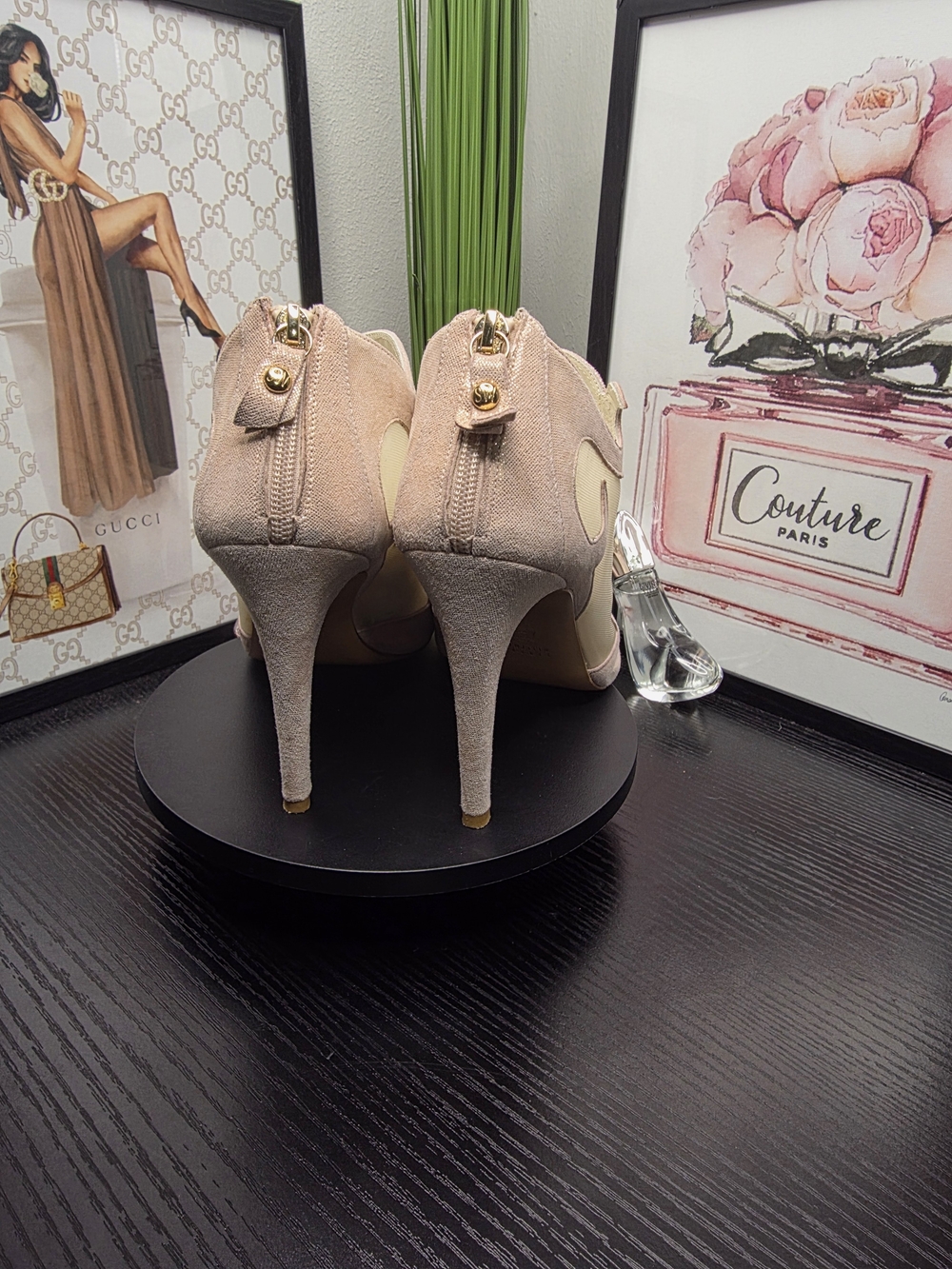 Stuart Weitzman Showbiz Heels - Picture 5 of 8